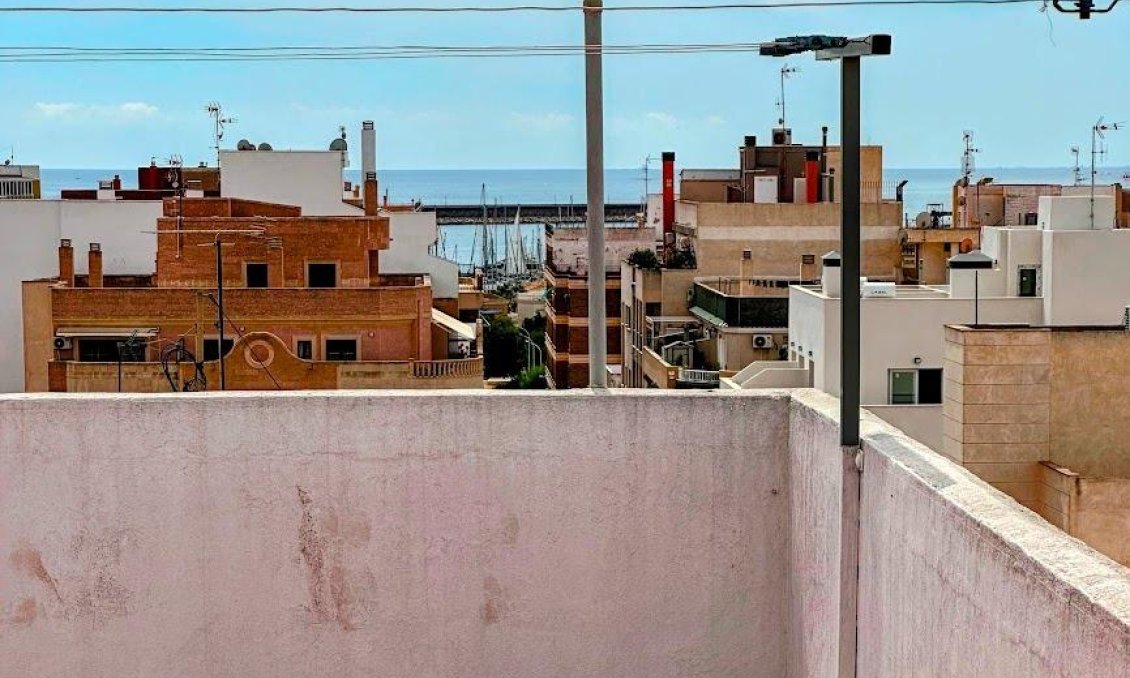 Resale - Apartment -
Torrevieja - Centro