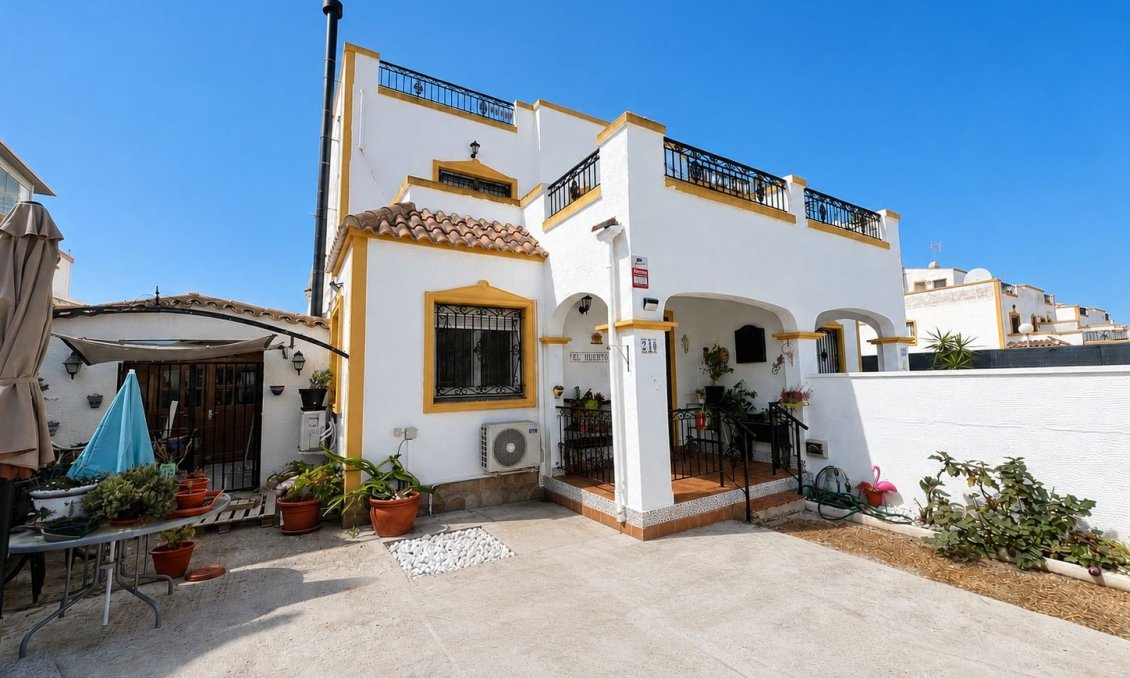 Wiederverkauf - Villa -
Vistabella Golf Entre Naranjos - Inland