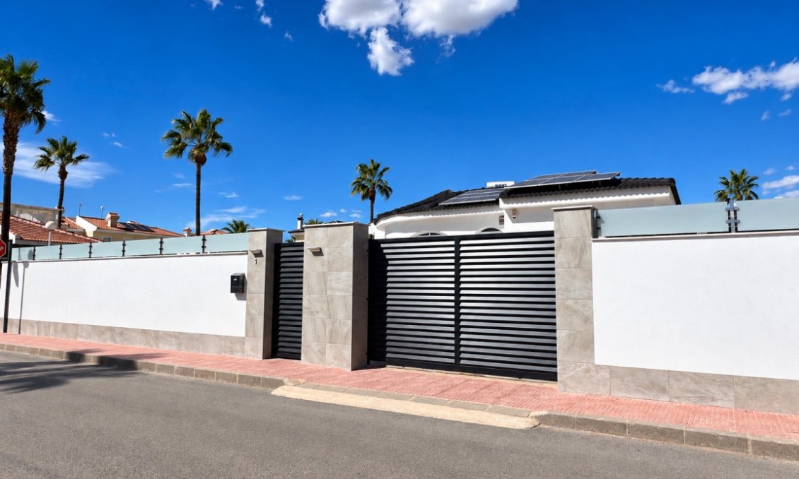 Wiederverkauf - Villa -
Ciudad Quesada - Costa Blanca