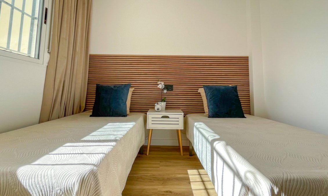 Wiederverkauf - Stadthaus -
Orihuela Costa - Costa Blanca