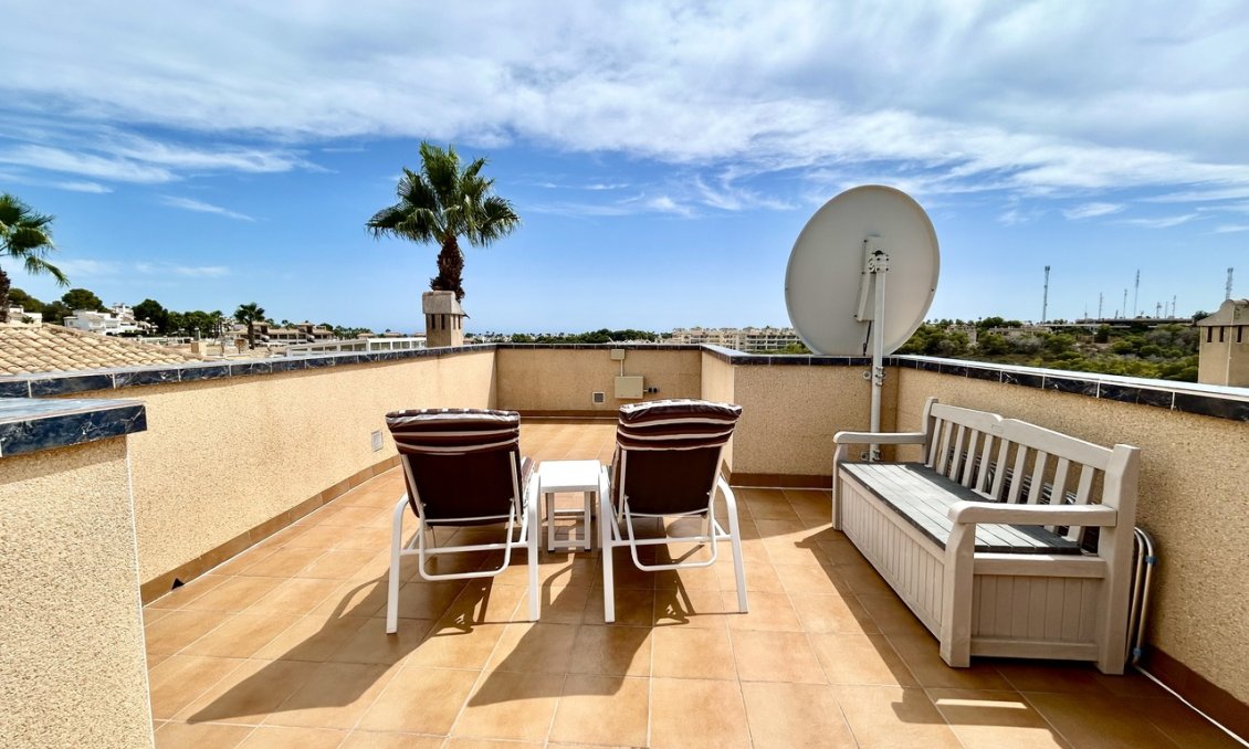 Wiederverkauf - Villa -
Villamartin - Costa Blanca