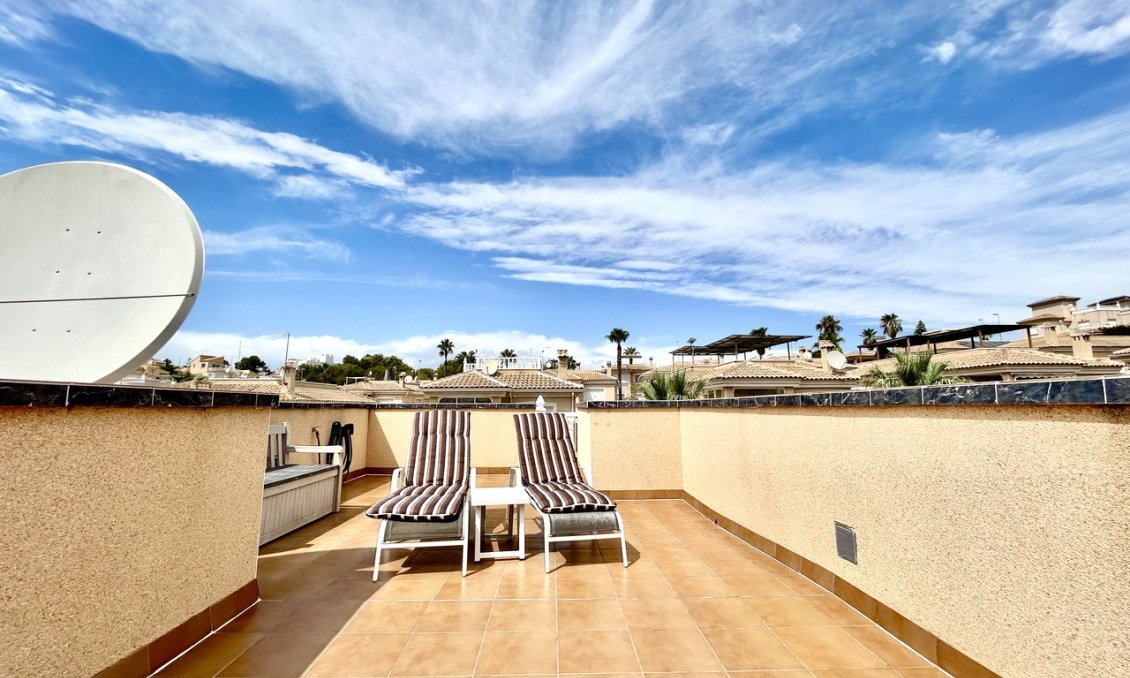 Wiederverkauf - Villa -
Villamartin - Costa Blanca