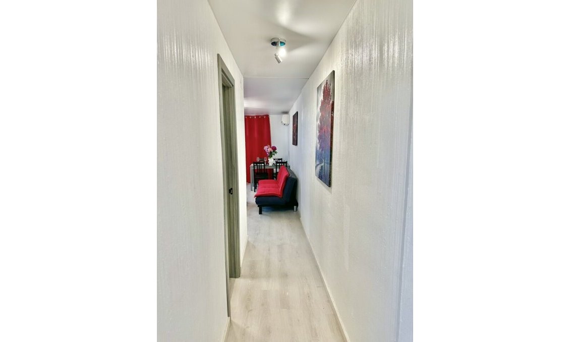 Wiederverkauf - Wohnung -
Torrevieja - Centro