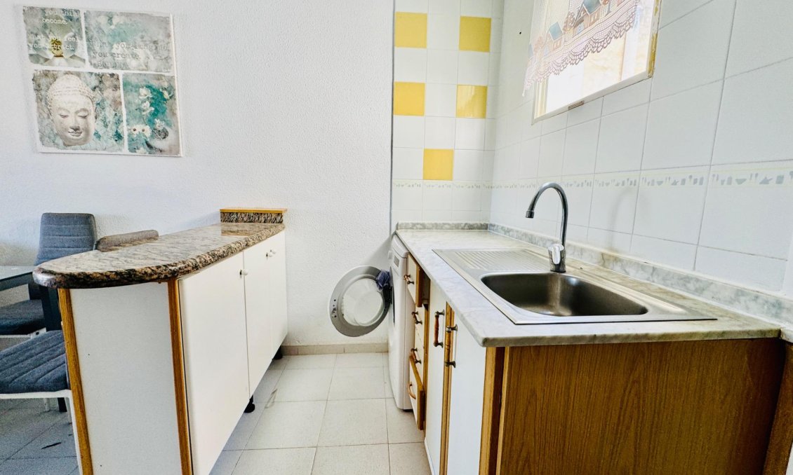 Wiederverkauf - Penthouse -
Torrevieja - Estacion De Autobuses