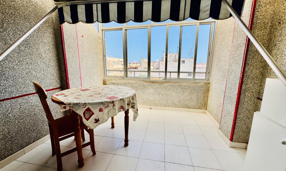 Wiederverkauf - Penthouse -
Torrevieja - Estacion De Autobuses