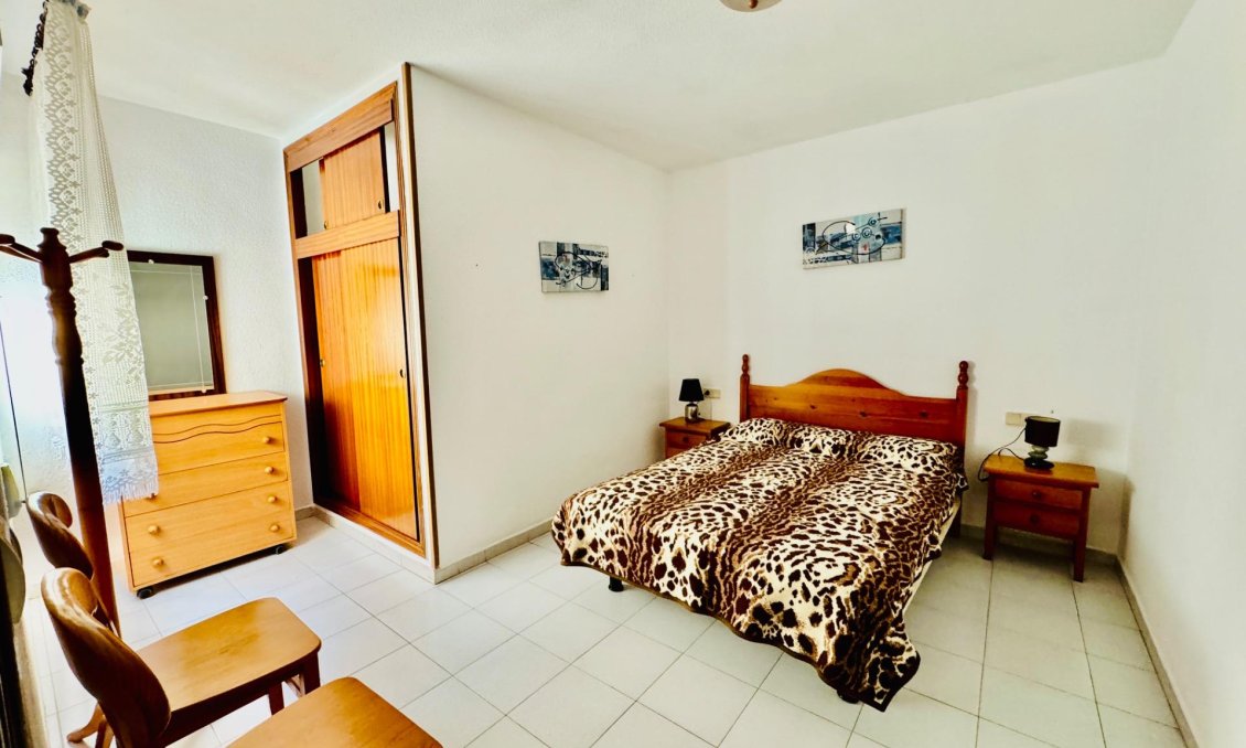 Wiederverkauf - Penthouse -
Torrevieja - Estacion De Autobuses