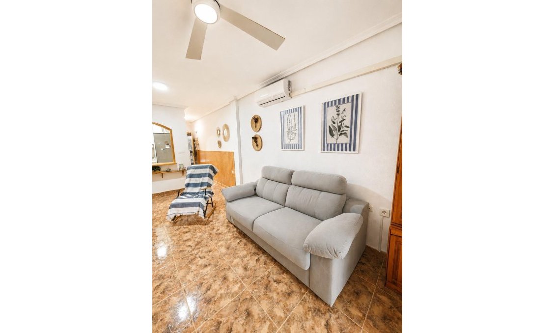 Wiederverkauf - Wohnung -
Los Alcazares - Los Narejos-punta Calera