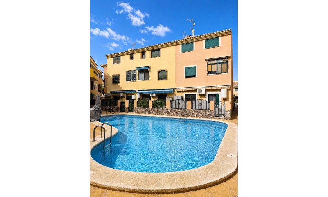 Wiederverkauf - Wohnung -
Los Alcazares - Los Narejos-punta Calera