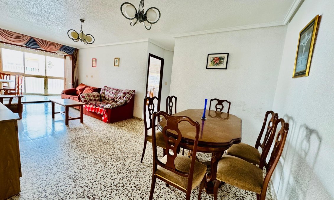Wiederverkauf - Wohnung -
Torrevieja - Acequion