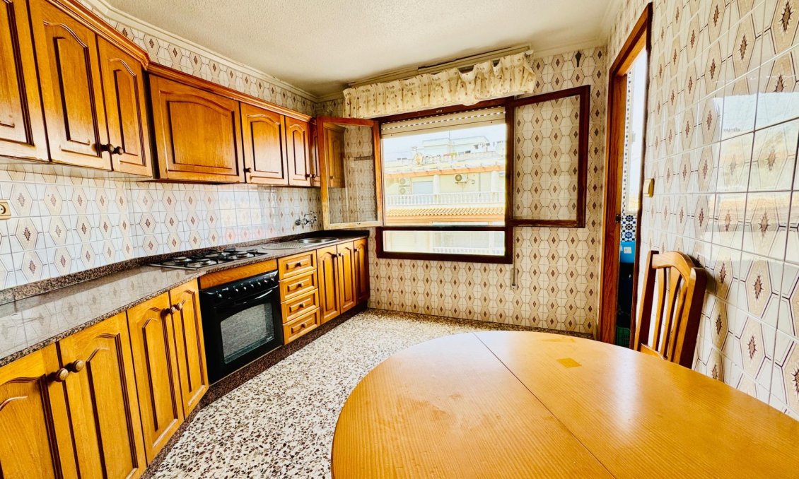 Wiederverkauf - Wohnung -
Torrevieja - Acequion