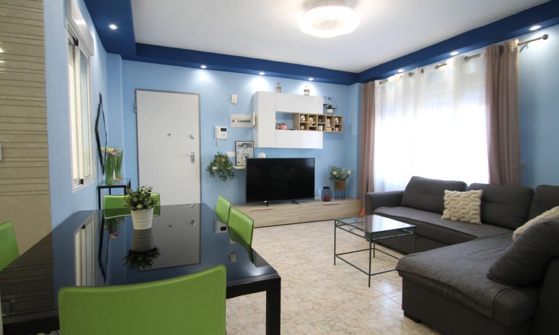 Wiederverkauf - Wohnung -
Torrevieja - Playa De Los Naufragos