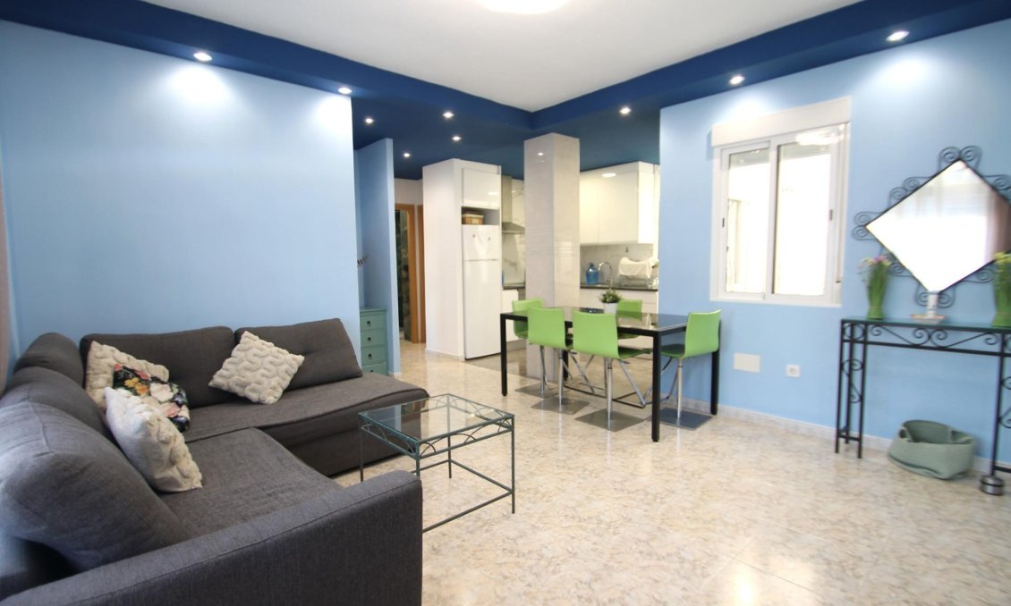 Wiederverkauf - Wohnung -
Torrevieja - Playa De Los Naufragos