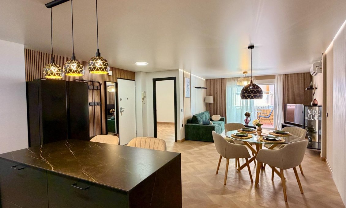 Wiederverkauf - Wohnung -
Torrevieja - Playa del Cura