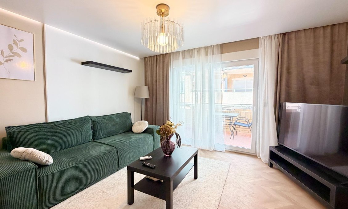 Wiederverkauf - Wohnung -
Torrevieja - Playa del Cura