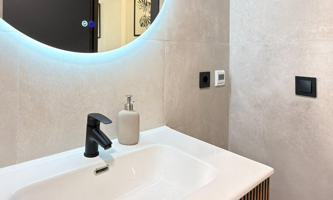 Wiederverkauf - Wohnung -
Torrevieja - Playa del Cura