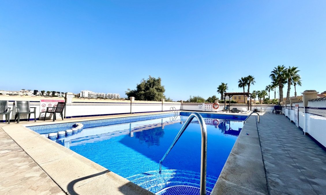 Wiederverkauf - Wohnung -
Cabo Roig - Costa Blanca