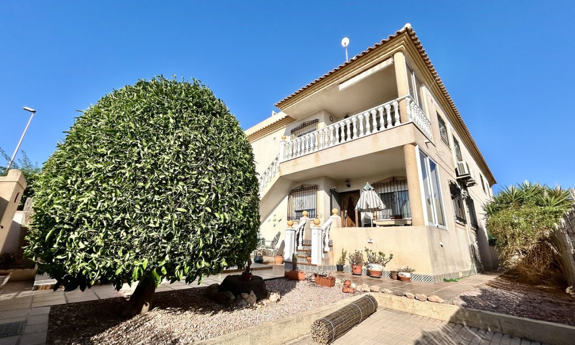 Wiederverkauf - Wohnung -
Cabo Roig - Costa Blanca