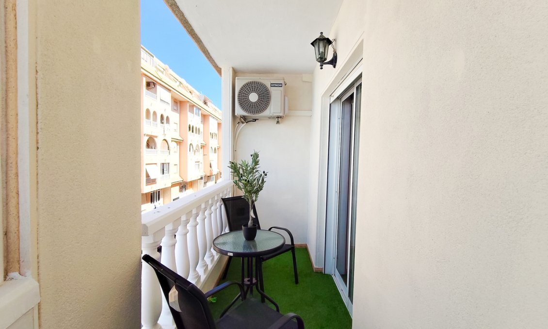 Wiederverkauf - Wohnung -
Torrevieja - Costa Blanca
