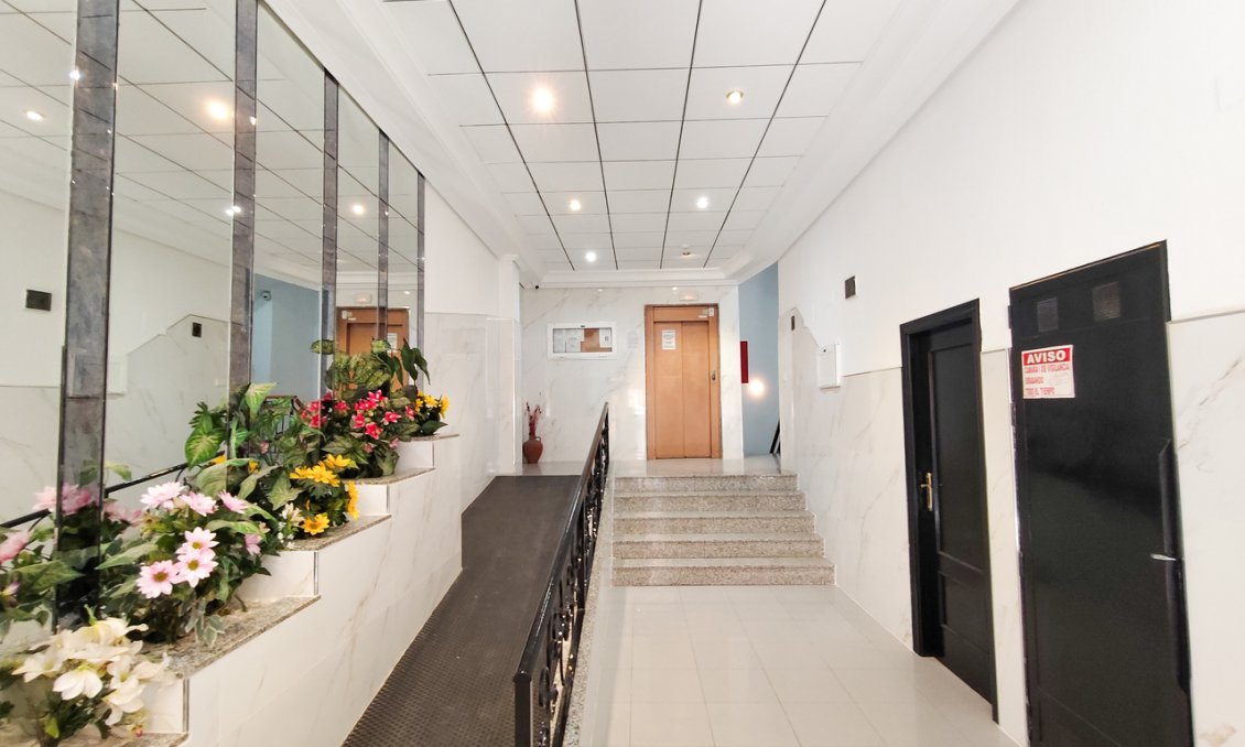 Wiederverkauf - Wohnung -
Torrevieja - Costa Blanca