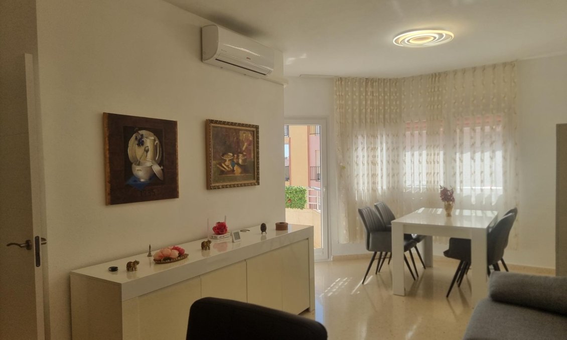 Wiederverkauf - Wohnung -
Torrevieja - Playa de los Locos