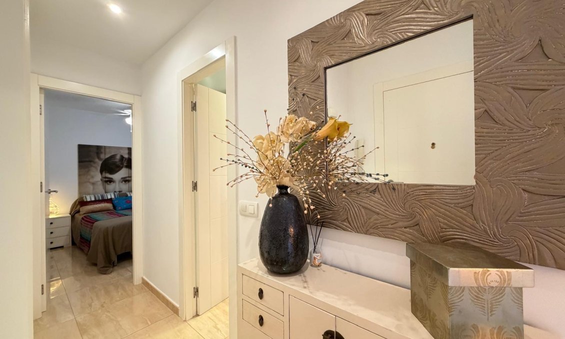 Wiederverkauf - Wohnung -
Torrevieja - Paseo Maritimo