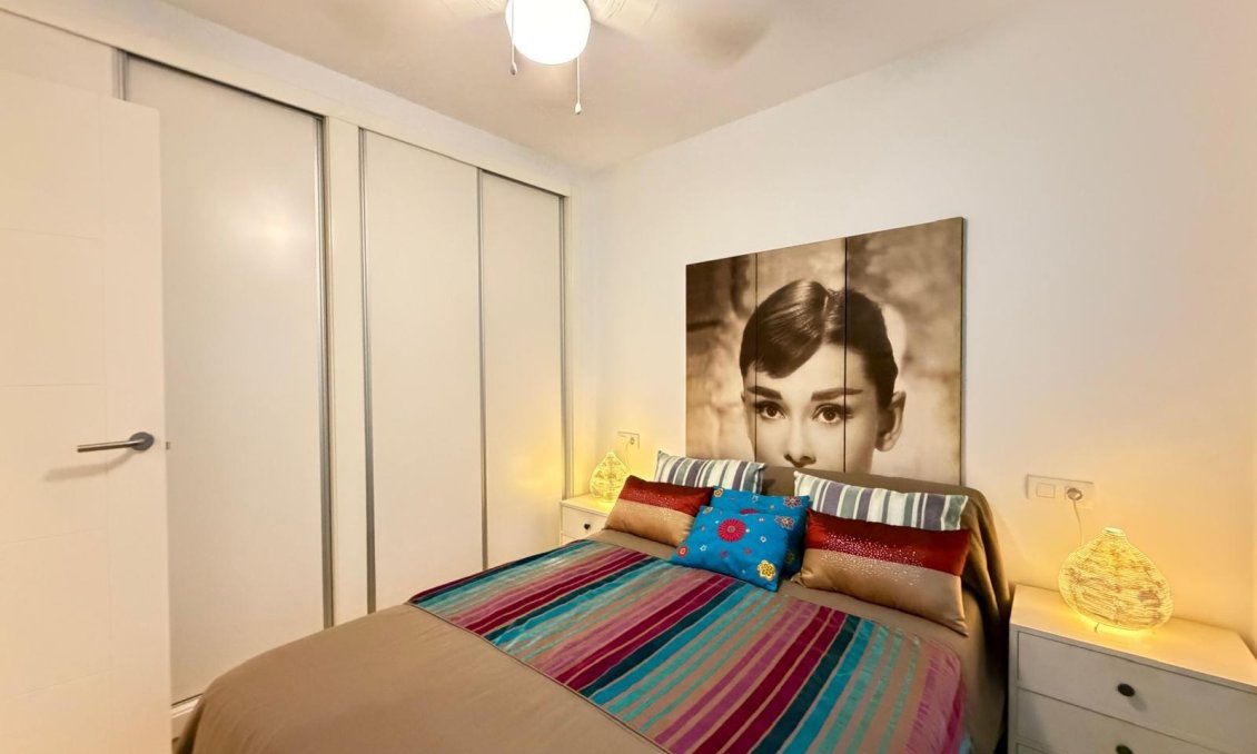 Wiederverkauf - Wohnung -
Torrevieja - Paseo Maritimo