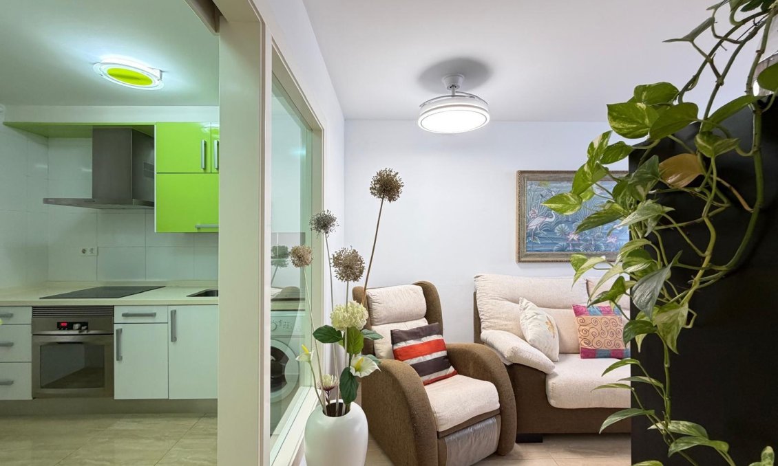 Wiederverkauf - Wohnung -
Torrevieja - Paseo Maritimo