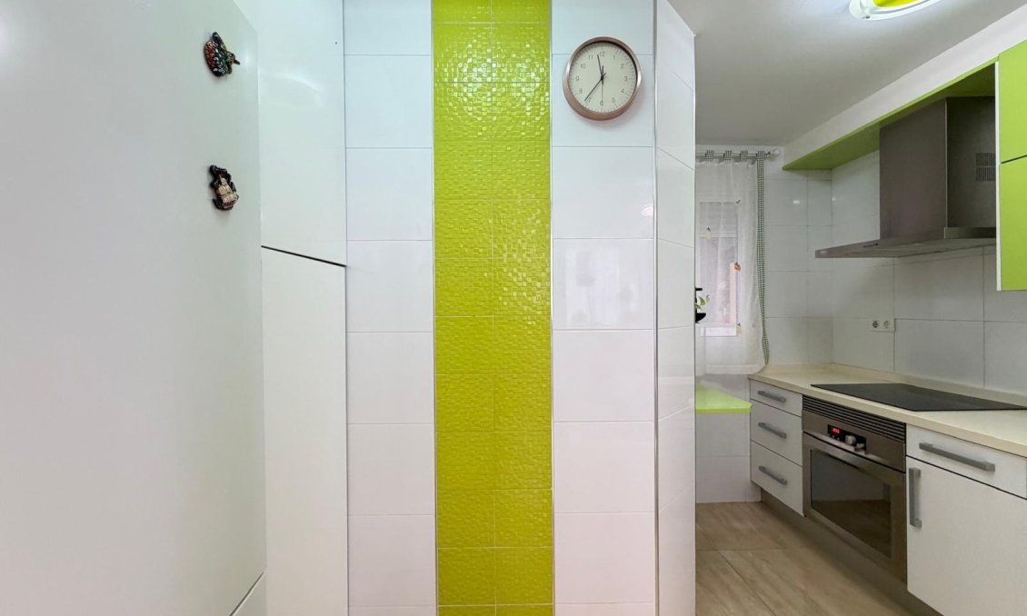 Wiederverkauf - Wohnung -
Torrevieja - Paseo Maritimo