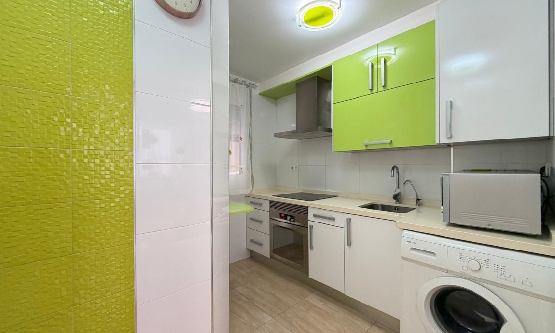 Wiederverkauf - Wohnung -
Torrevieja - Paseo Maritimo