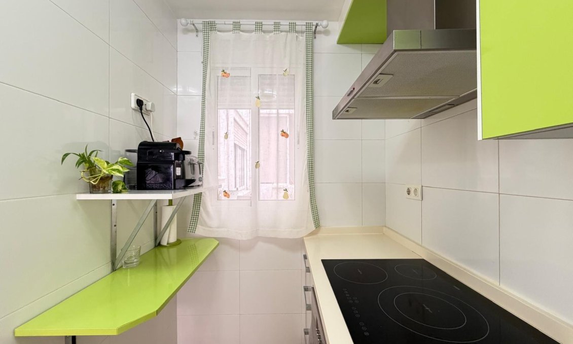 Wiederverkauf - Wohnung -
Torrevieja - Paseo Maritimo