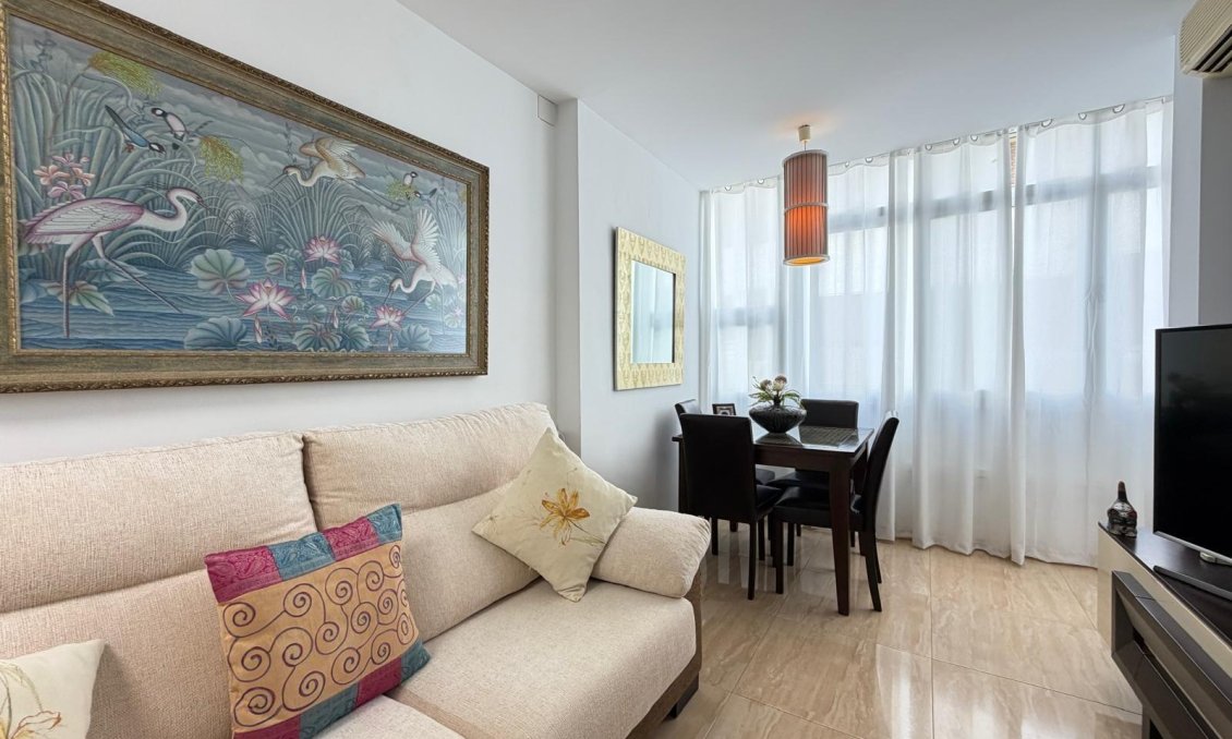 Wiederverkauf - Wohnung -
Torrevieja - Paseo Maritimo