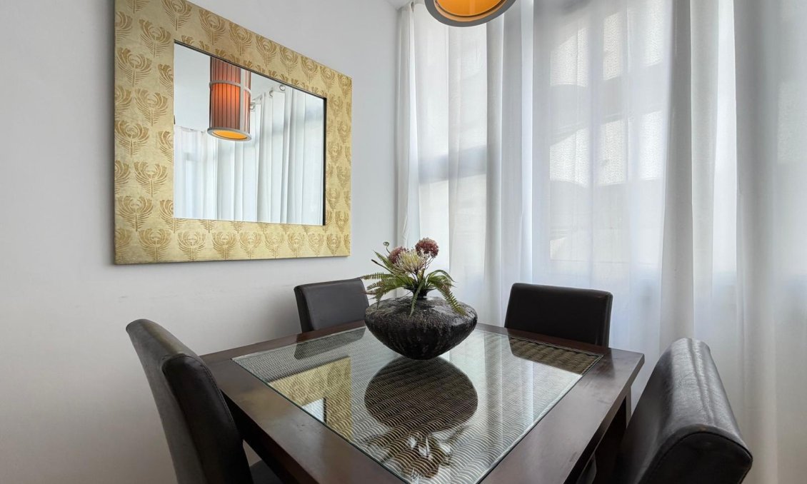 Wiederverkauf - Wohnung -
Torrevieja - Paseo Maritimo