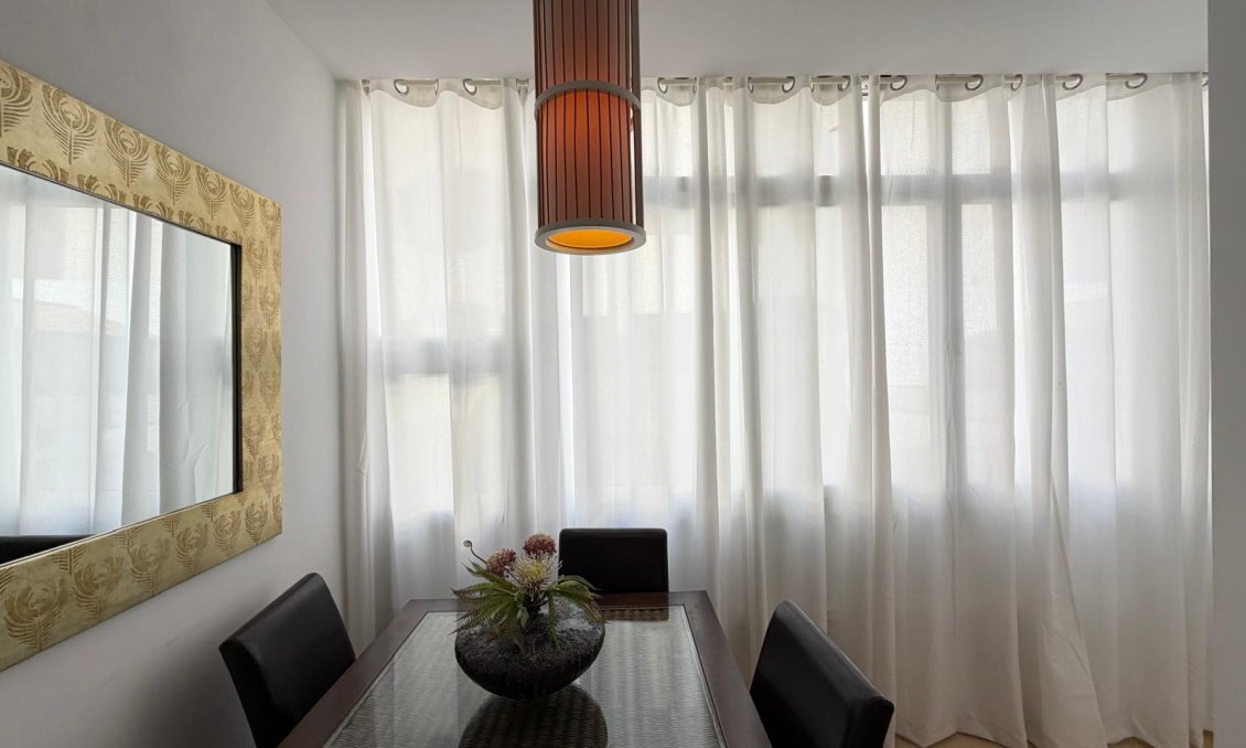 Wiederverkauf - Wohnung -
Torrevieja - Paseo Maritimo
