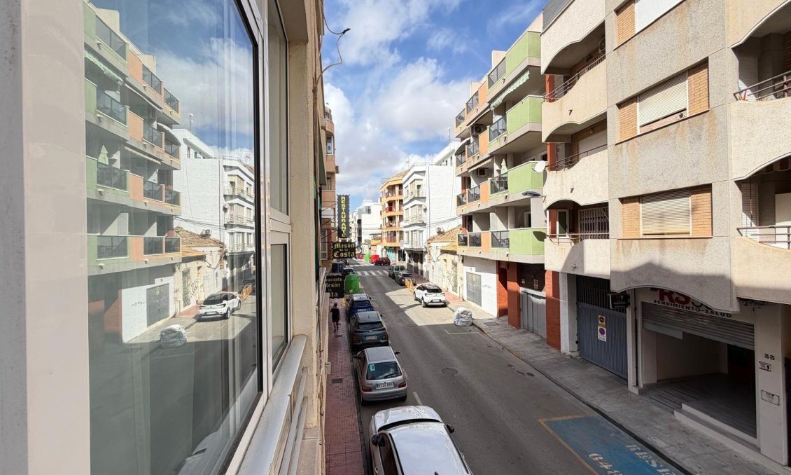 Wiederverkauf - Wohnung -
Torrevieja - Paseo Maritimo