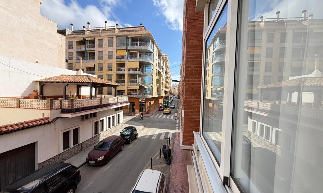 Wiederverkauf - Wohnung -
Torrevieja - Paseo Maritimo