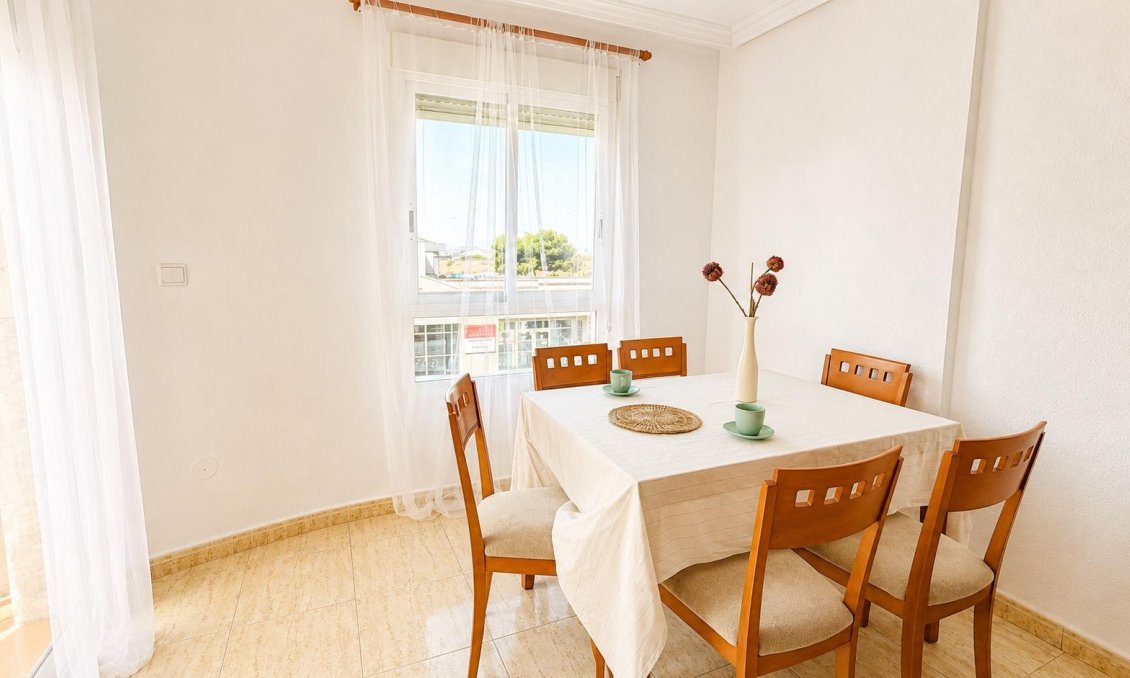 Wiederverkauf - Wohnung -
Torrevieja - PARQUE DE LAS NACIONES