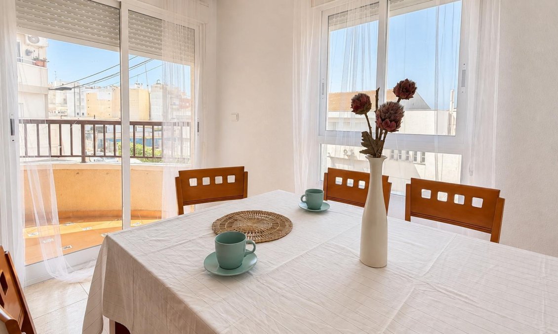 Wiederverkauf - Wohnung -
Torrevieja - PARQUE DE LAS NACIONES