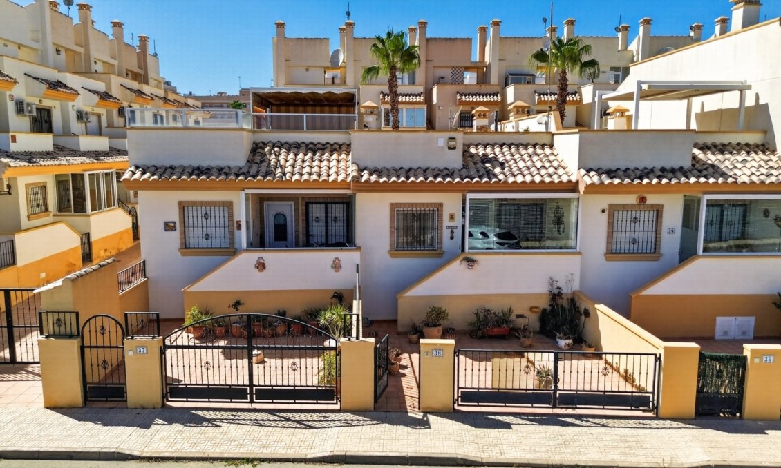 Wiederverkauf - Villa -
Orihuela Costa - Costa Blanca