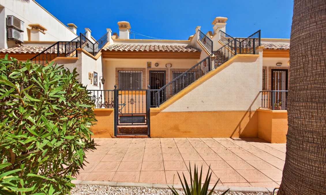 Wiederverkauf - Villa -
Orihuela Costa - Costa Blanca