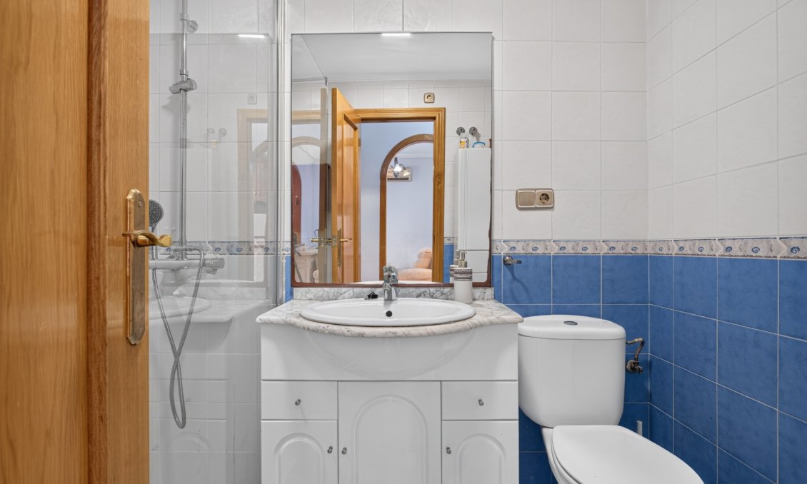 Wiederverkauf - Villa -
Orihuela Costa - Costa Blanca