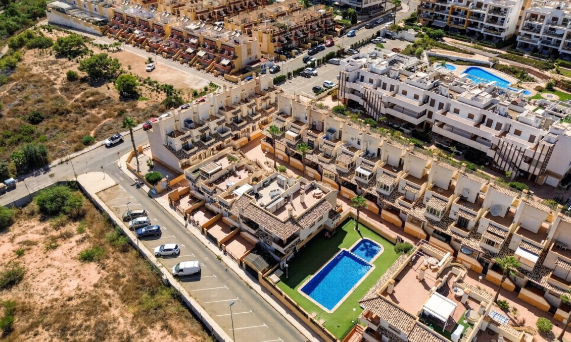 Wiederverkauf - Villa -
Orihuela Costa - Costa Blanca
