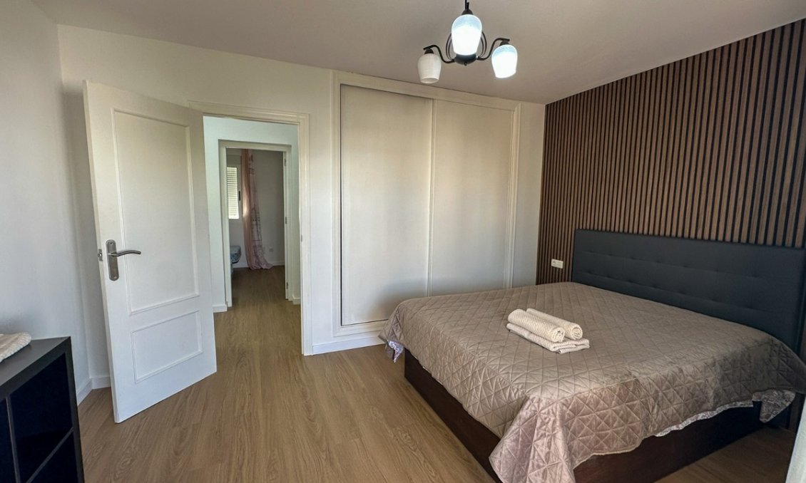 Wiederverkauf - Villa -
Villamartin - Costa Blanca