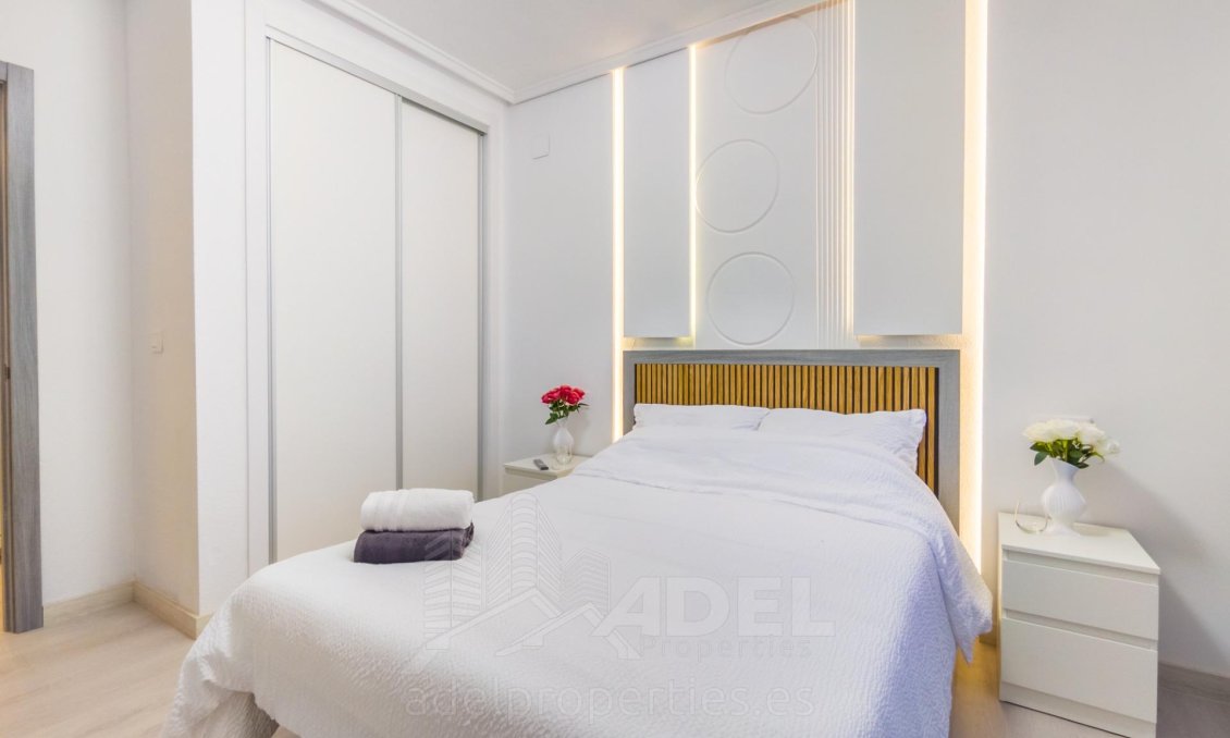Wiederverkauf - Wohnung -
Torrevieja - PARQUE DE LAS NACIONES