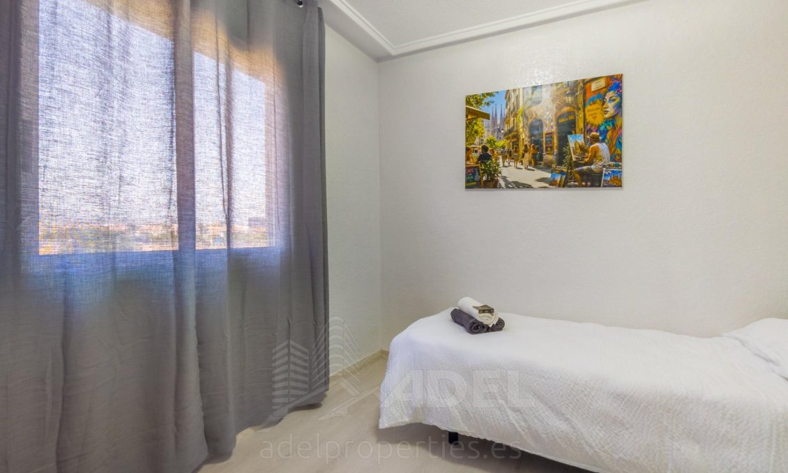 Wiederverkauf - Wohnung -
Torrevieja - PARQUE DE LAS NACIONES