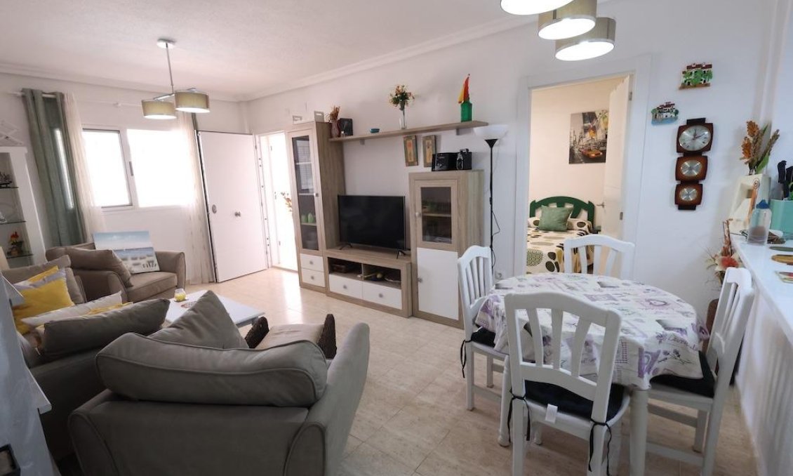 Wiederverkauf - Bungalow -
Orihuela Costa - Costa Blanca