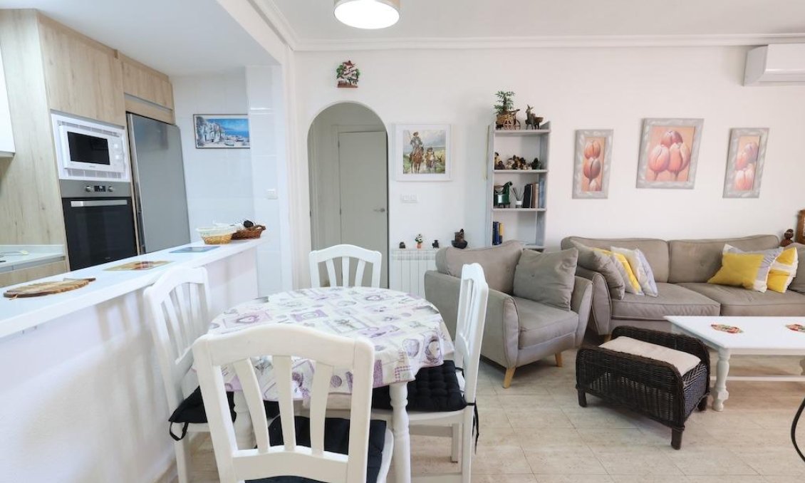 Wiederverkauf - Bungalow -
Orihuela Costa - Costa Blanca