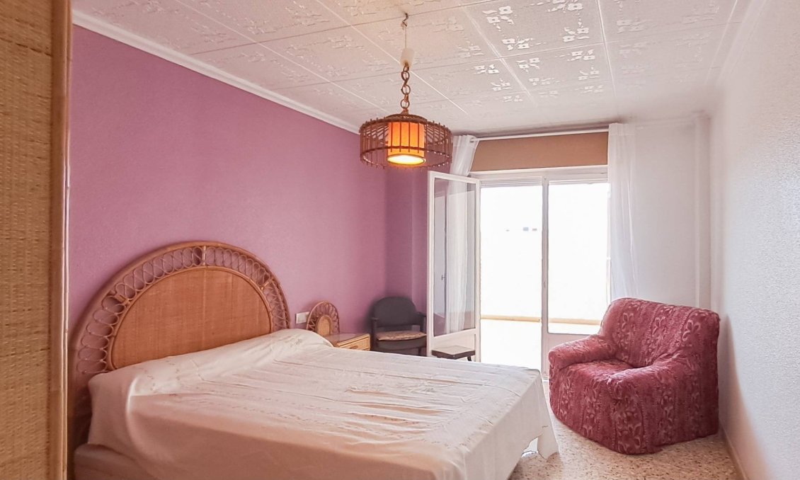 Wiederverkauf - Penthouse -
Torrevieja - Playa De Los Naufragos