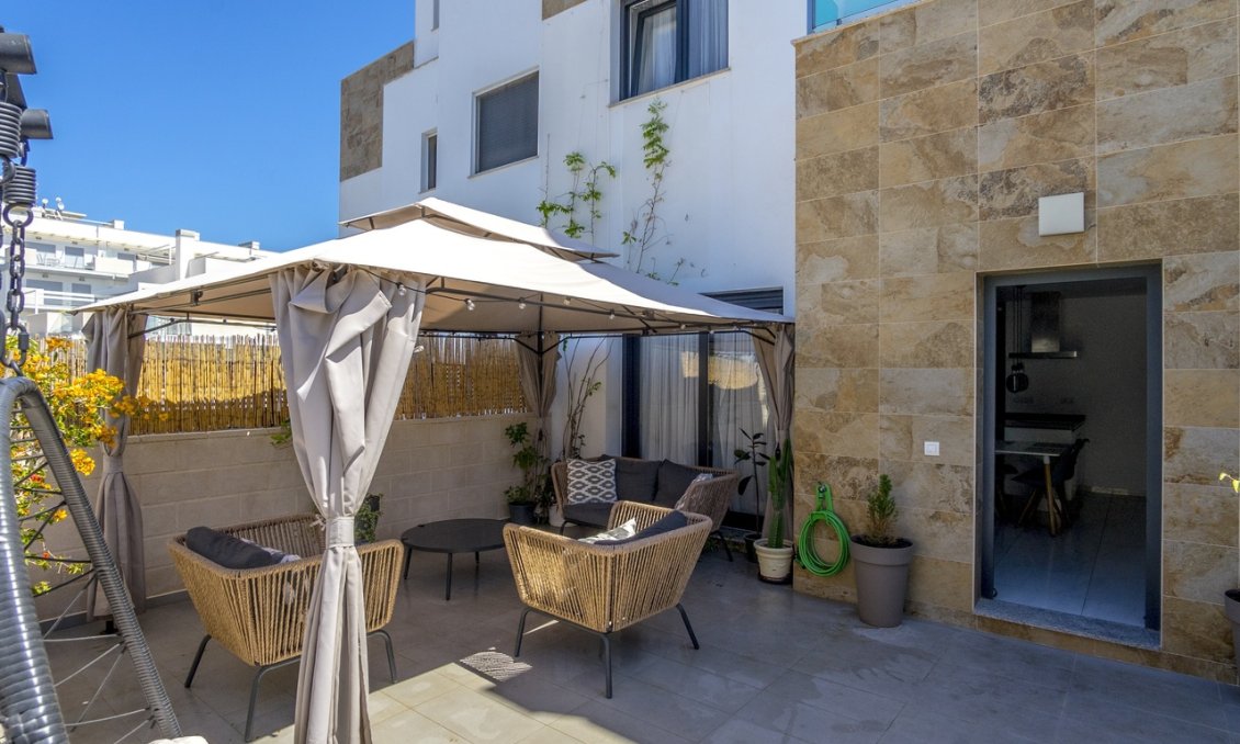 Revânzare - Casă înșiruită -
Villamartin - Costa Blanca