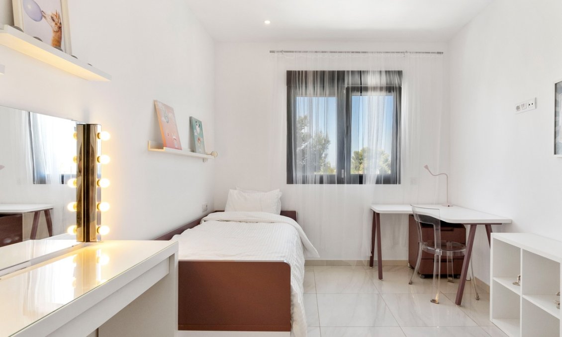 Revânzare - Casă înșiruită -
Villamartin - Costa Blanca