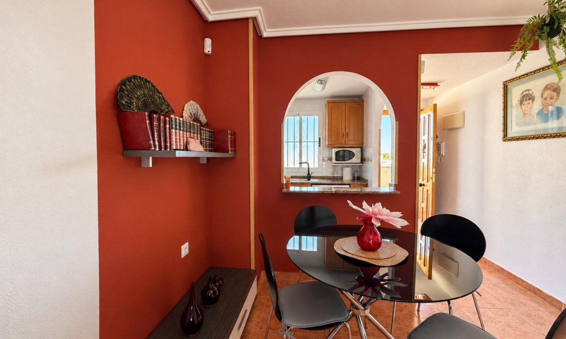 Wiederverkauf - Wohnung -
Torrevieja - Nueva Torrevieja